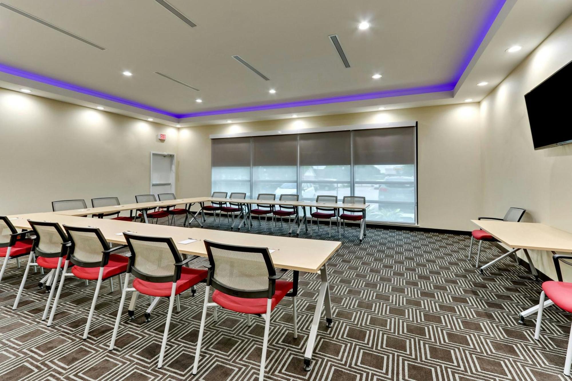 Towneplace Suites By Marriott Houston Northwest Beltway 8 Экстерьер фото
